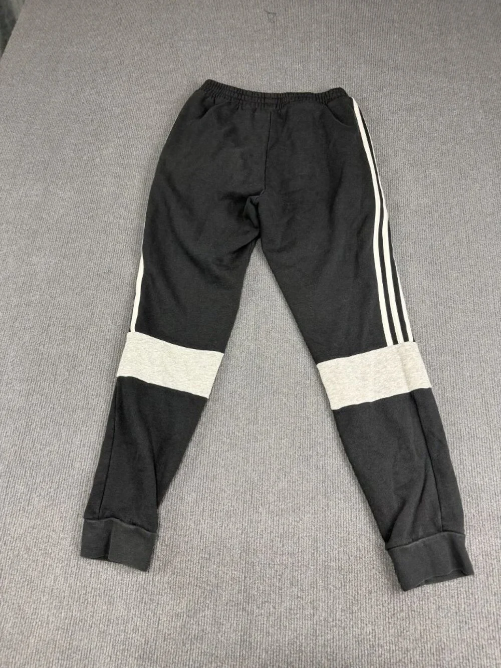 adidas elastic waist